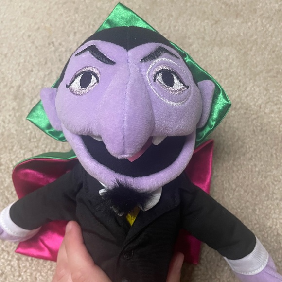 Sesame Street The Count Stuffed Animal - Picture 4 of 5